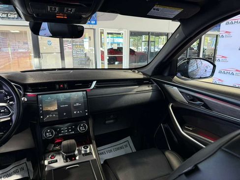 Used 2022 Jaguar F-PACE S AWD/4WD image 28
