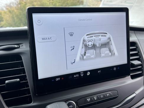 New 2026 Ford Transit 250 148 Medium Roof image 18