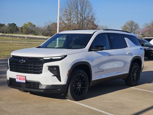 New 2026 Chevrolet Traverse LT w/ Midnight/Sport Edition image 1