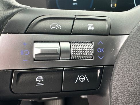 Used 2024 Hyundai Kona Limited image 25