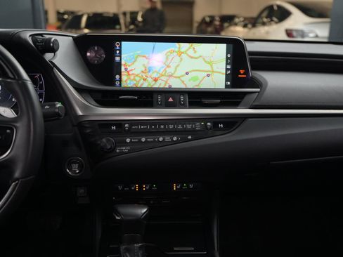 Used 2019 Lexus ES 350 image 20