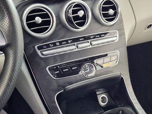 Used 2017 Mercedes-Benz C 300 4MATIC Cabriolet image 24