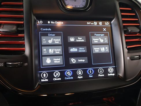 Used 2023 Chrysler 300 S w/ Comfort Group RWD image 8