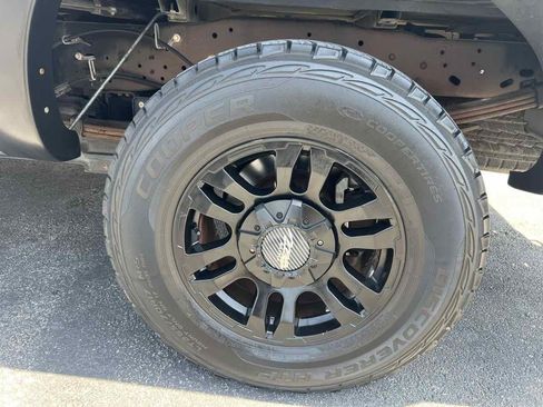 Used 2011 Ford F250 XL AWD/4WD image 8