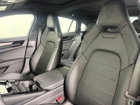 New 2025 Porsche Panamera RWD image 5