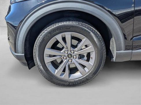 Certified 2023 Ford Explorer XLT w/ Equipment Group 202A AWD/4WD image 27