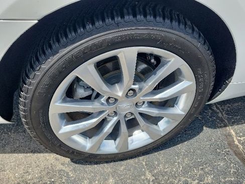 Used 2016 Cadillac XTS Premium FWD image 15