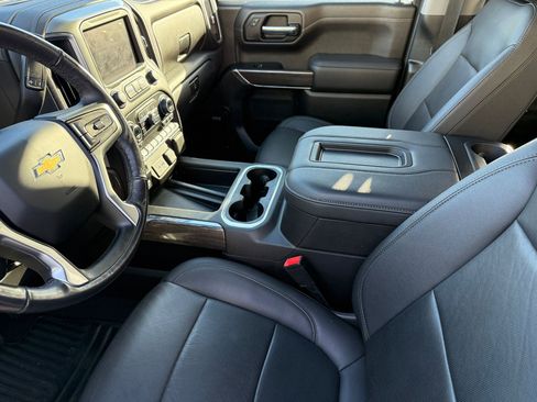 Used 2022 Chevrolet Silverado 1500 LTZ w/ Technology Package image 13