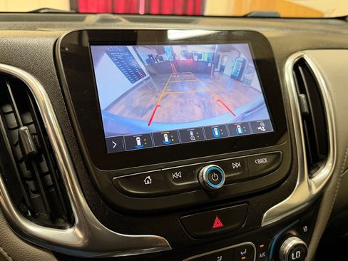 Used 2019 Chevrolet Equinox Premier FWD image 29