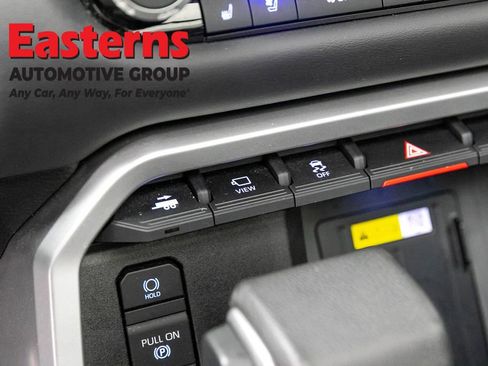 Used 2023 Toyota Tundra Platinum AWD/4WD image 21