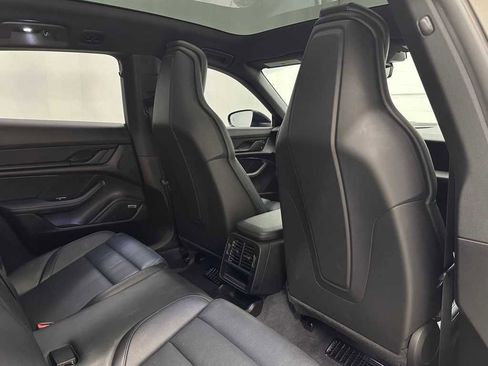 Used 2024 Porsche Taycan 4 Cross Turismo image 20