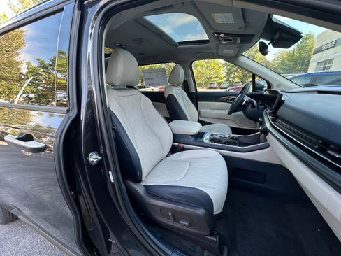 New 2026 Kia Carnival SX image 32