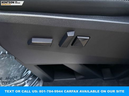 Used 2024 Tesla Cybertruck AWD Crew Cab image 31