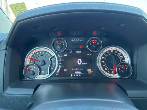 Used 2017 RAM 1500 Laramie w/ Convenience Group AWD/4WD image 27