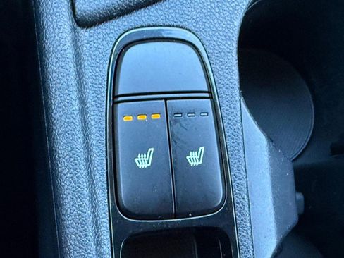 Used 2019 Kia Niro EX image 22