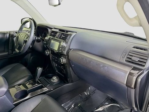 Used 2019 Toyota 4Runner Limited AWD/4WD image 27