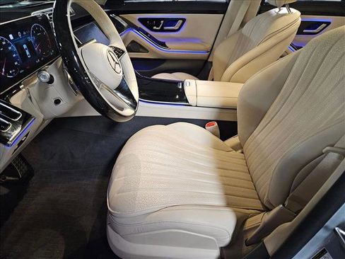 Used 2023 Mercedes-Benz S 500 S 500 image 17