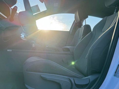 New 2026 Hyundai Elantra Sport FWD image 16