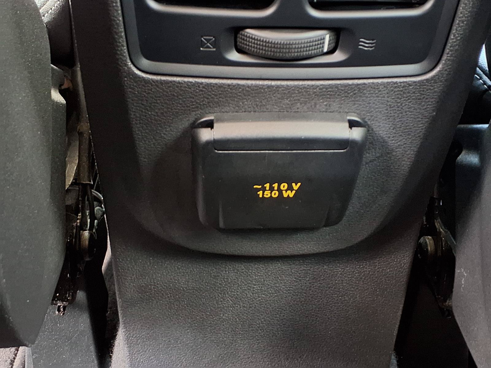 Used 2017 Ford Escape Titanium FWD image 12