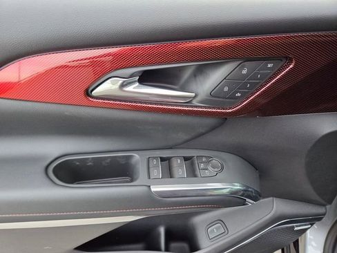 New 2026 Chevrolet Traverse RS w/ LPO, Floor Liner Package image 9