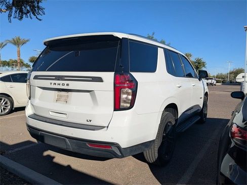 Used 2021 Chevrolet Tahoe LT w/ Luxury Package image 4