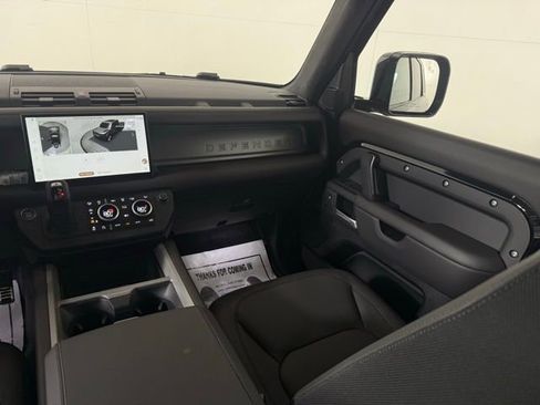 New 2025 Land Rover Defender 110 V8 image 24