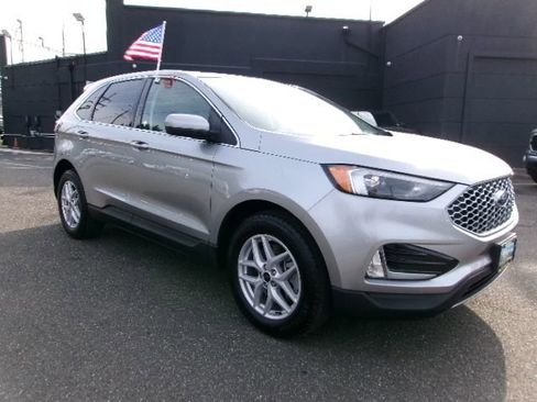 Certified 2023 Ford Edge SEL w/ Convenience Package image 3