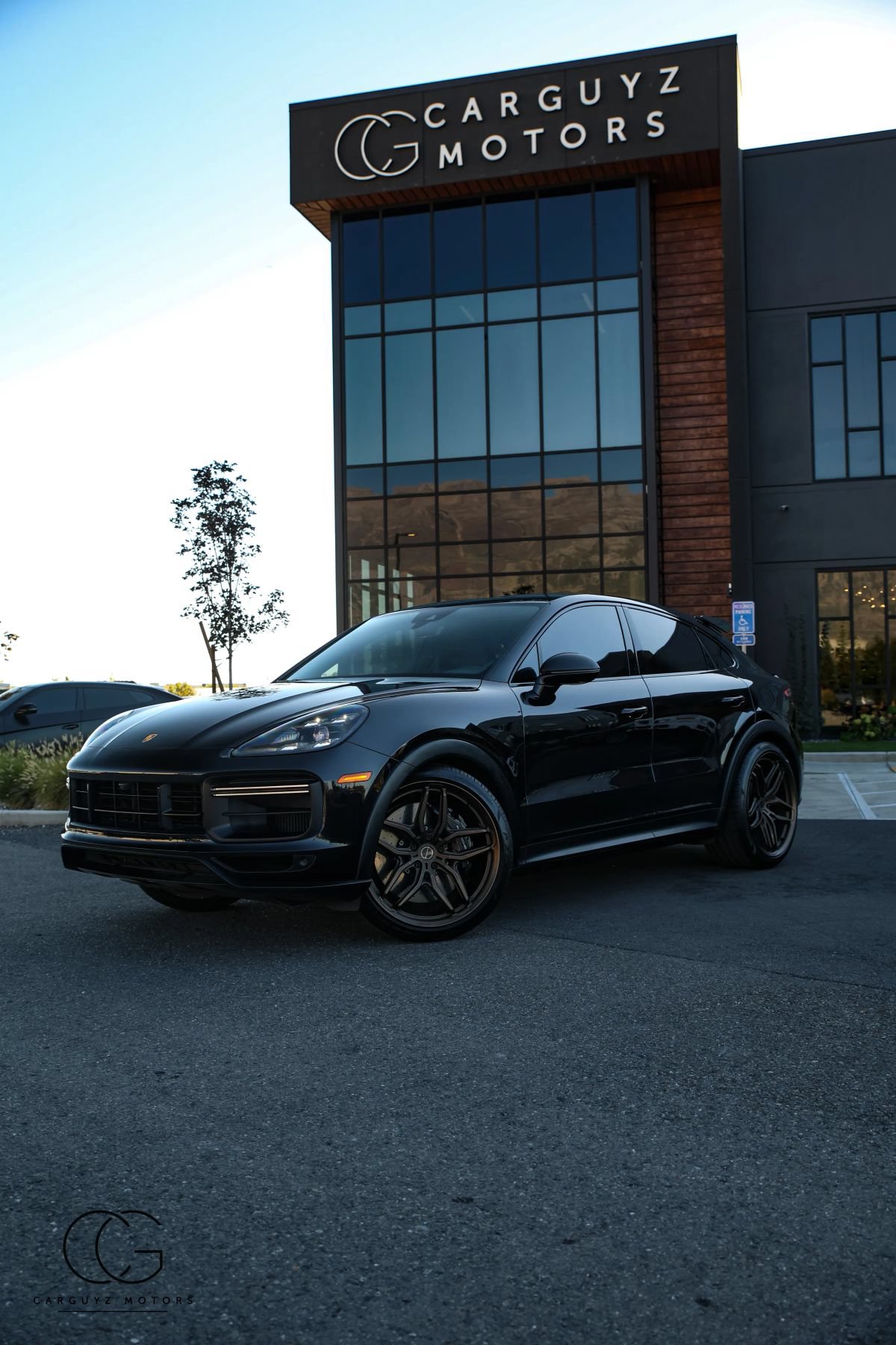 Used 2022 Porsche Cayenne Turbo GT AWD/4WD image 4