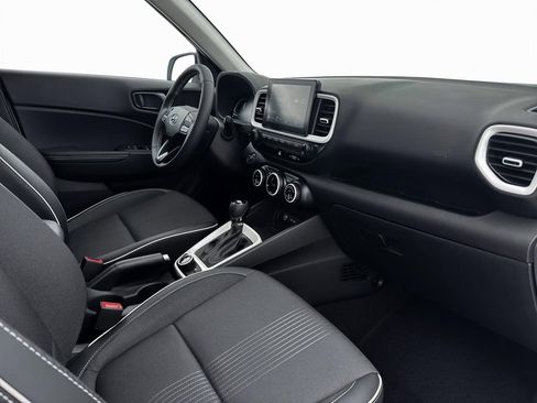 New 2026 Hyundai Venue SEL FWD image 16