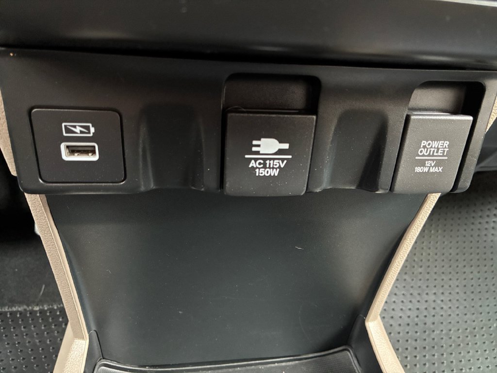 Used 2024 Honda Odyssey Elite image 6