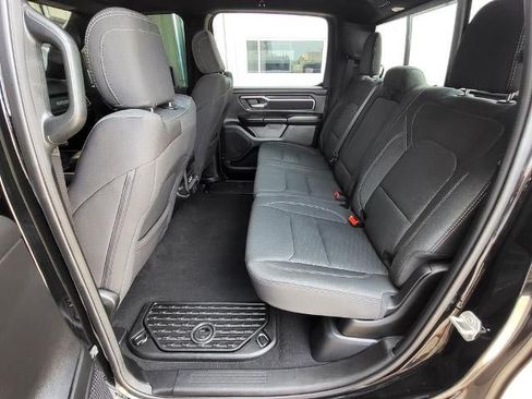 Used 2025 RAM 1500 Big Horn AWD/4WD image 30