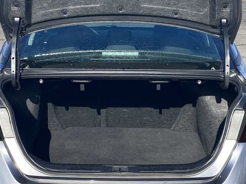 Used 2024 Nissan Altima 2.5 SV FWD image 43