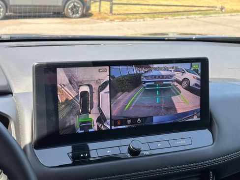Used 2026 Nissan Rogue SL FWD image 22