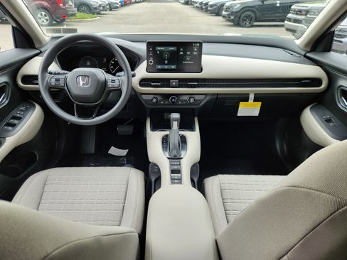 New 2026 Honda HR-V LX image 7