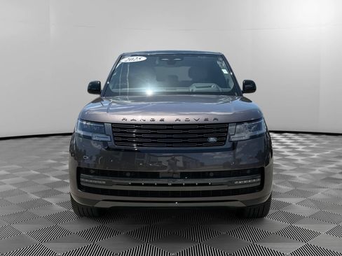 Used 2025 Land Rover Range Rover SE AWD/4WD image 8