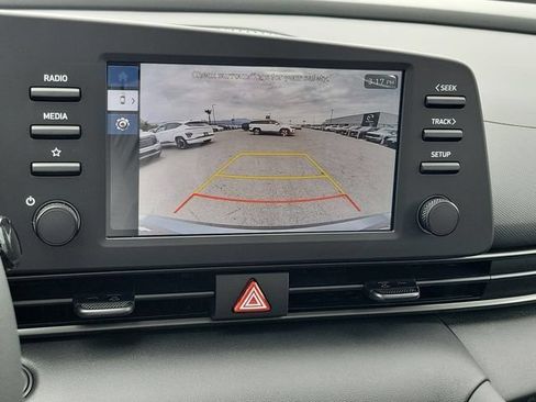 New 2026 Hyundai Elantra SEL Sport FWD image 12