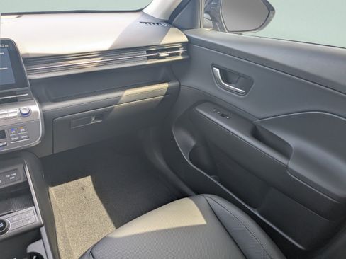 New 2026 Hyundai Kona Limited FWD image 21