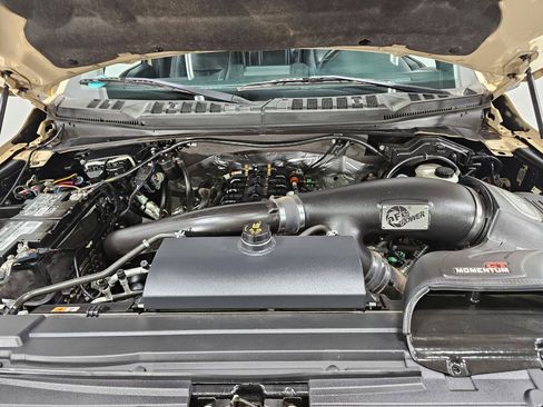 Used 2018 Ford F150 Lariat image 19