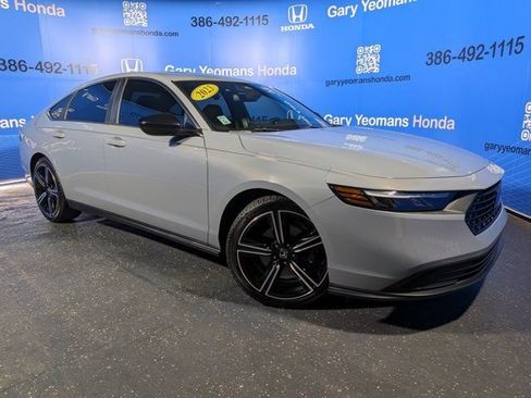 Used 2023 Honda Accord Sport image 1