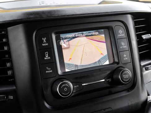 Used 2021 RAM 2500 Big Horn image 18