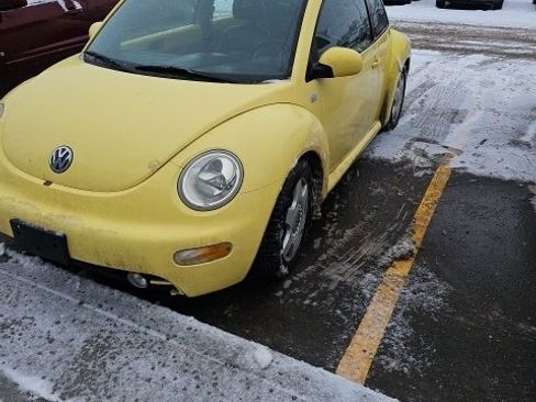 Used 2001 Volkswagen Beetle GLS image 1