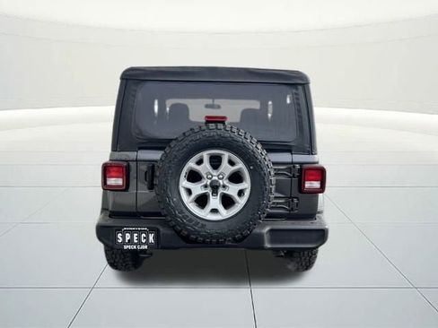 Used 2021 Jeep Wrangler Sport image 27
