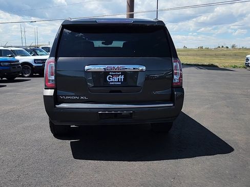 Used 2019 GMC Yukon XL Denali w/ Denali Ultimate Package AWD/4WD image 2