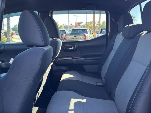 Used 2023 Toyota Tacoma TRD Off-Road image 22