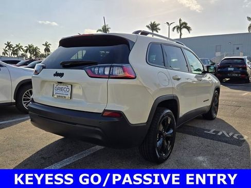 Used 2019 Jeep Cherokee Latitude Plus image 7