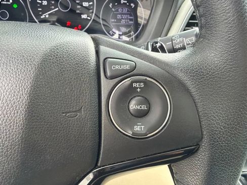 Used 2016 Honda HR-V EX-L image 17