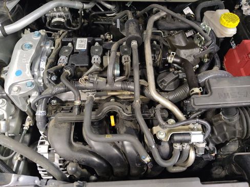 Used 2024 Nissan Sentra S FWD image 30