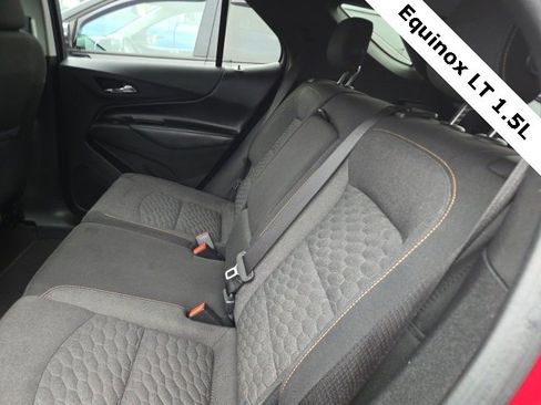 Used 2018 Chevrolet Equinox LT image 14
