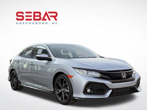 Used 2018 Honda Civic Sport image 7