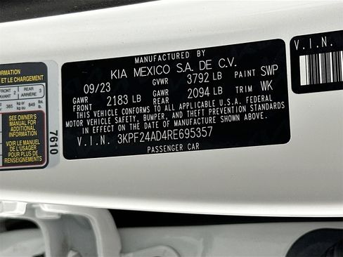 Used 2024 Kia Forte LXS image 29